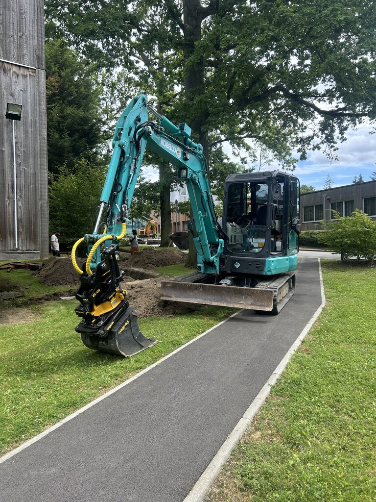 pelle sur chantier